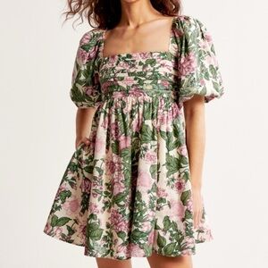 Abercrombie & Fitch Pink and White Puff Sleeve Sundress